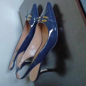 Talbot Slingback kitten heels Womens Size 7B, Navy